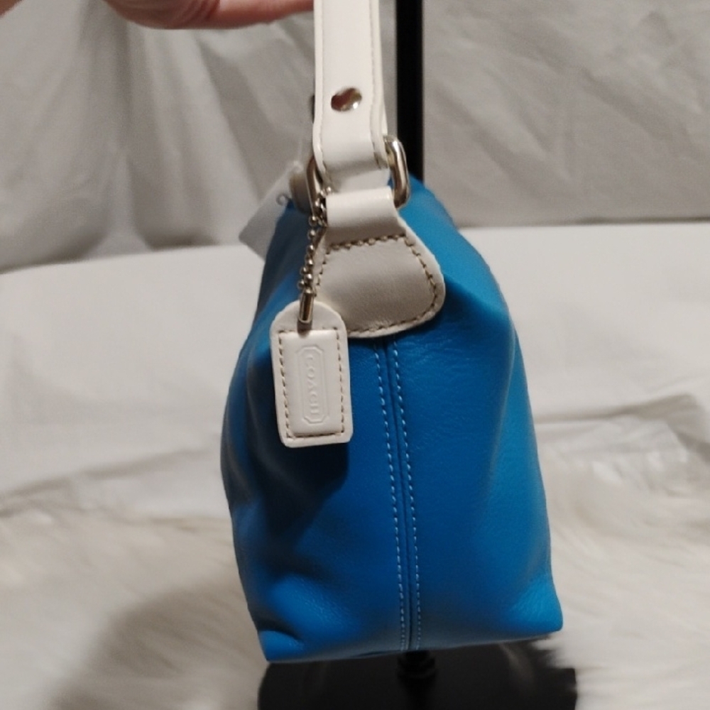 FIRM PRICE! RARE! NWT Coach Blue/White Leather Mini Shoulder Bag - Picture 6 of 16